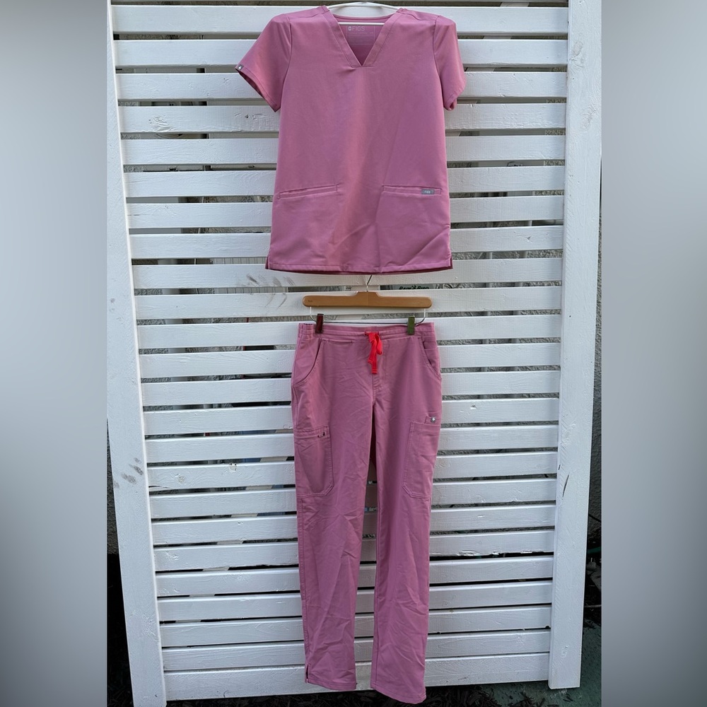 Figs Chalk Pink Set - XXS Top, XS Bottom